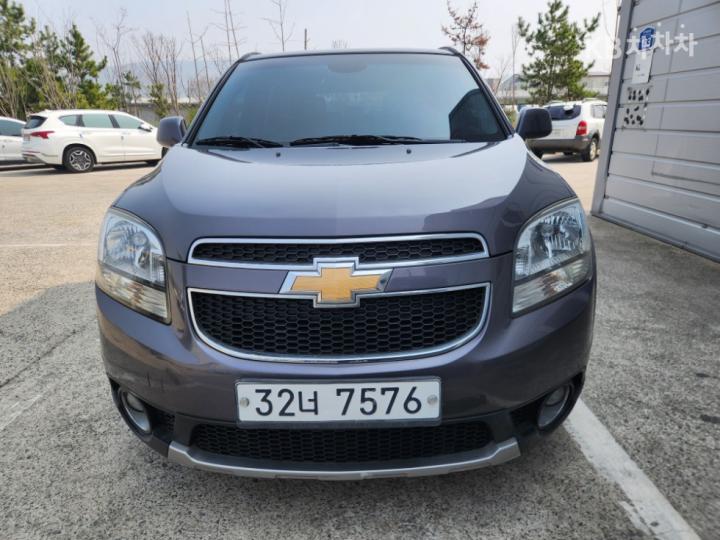 Chevrolet Orlando LT Premium 2