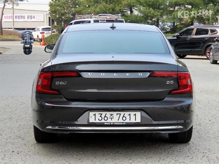Volvo S90 B5 Inscription 5
