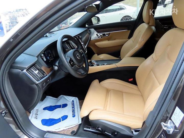 Volvo S90 B5 Inscription 6