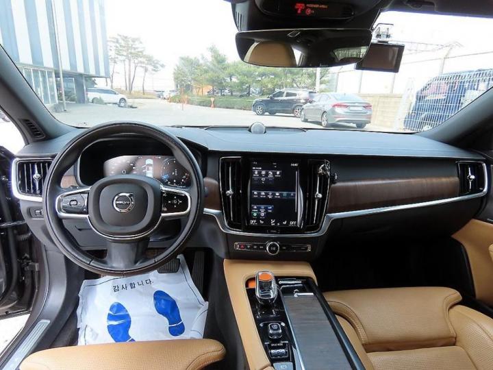 Volvo S90 B5 Inscription 8