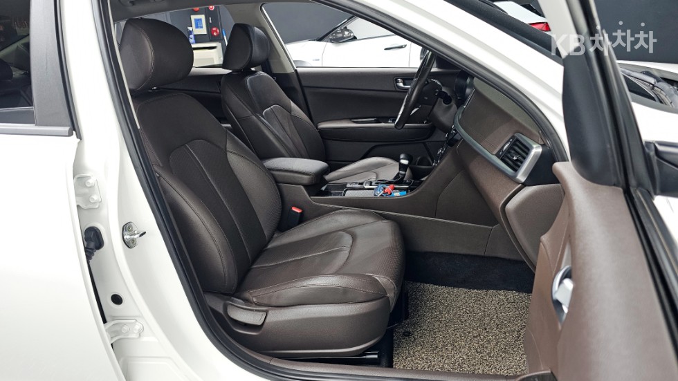 2019 - kia k5