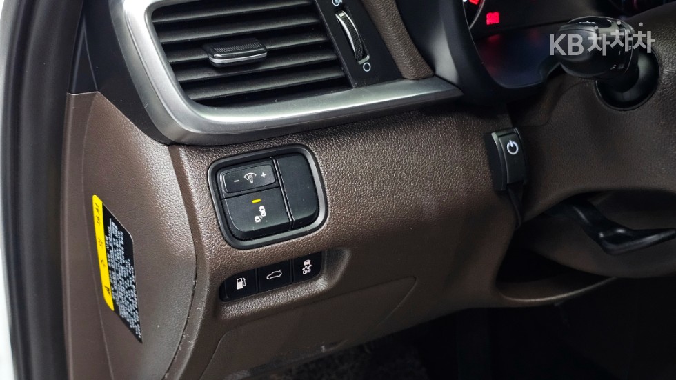 2019 - kia k5