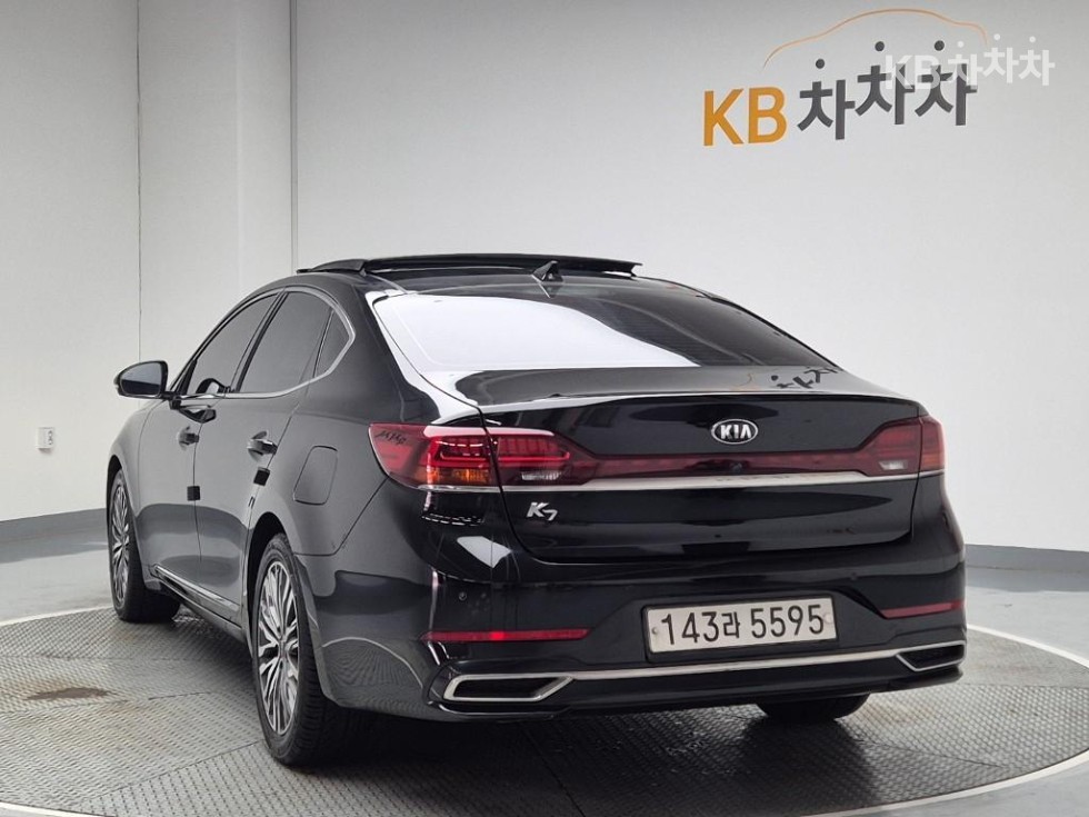 2020 - kia k7