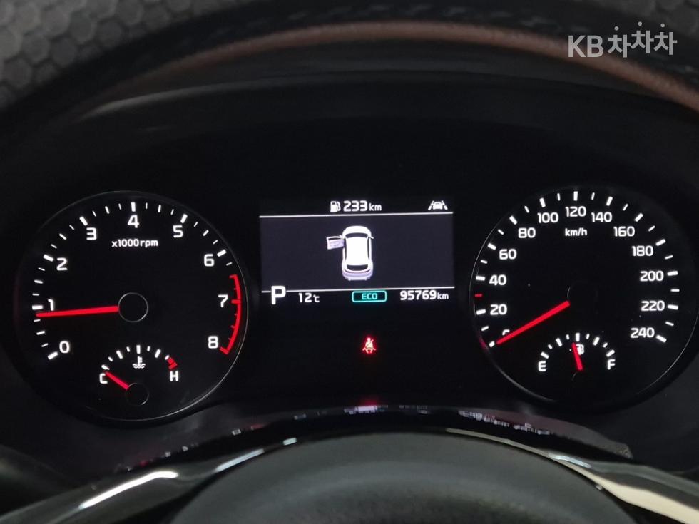 2020 - kia sportage