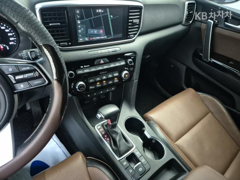 2020 - kia sportage