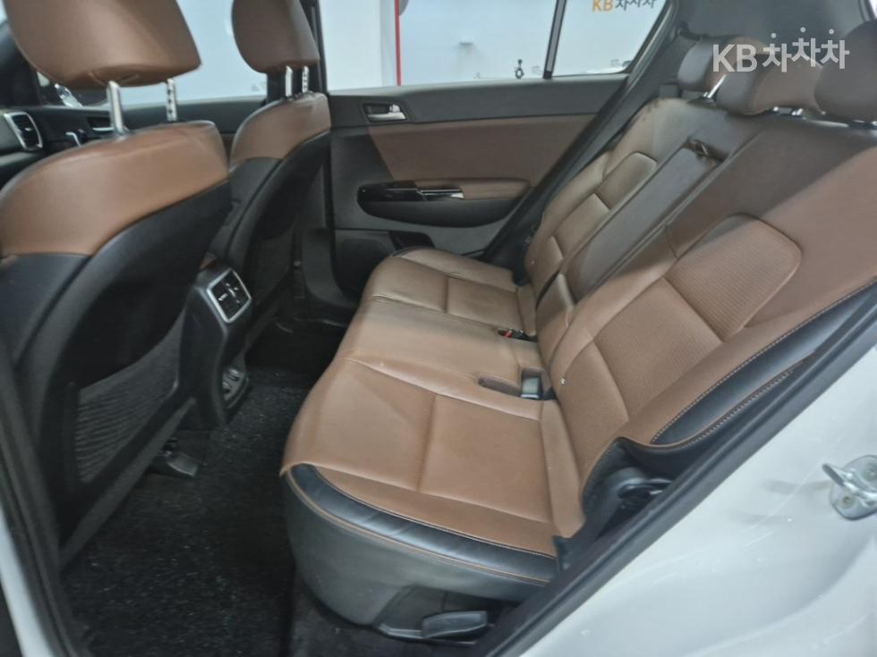2020 - kia sportage