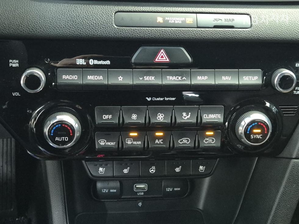 2020 - kia sportage