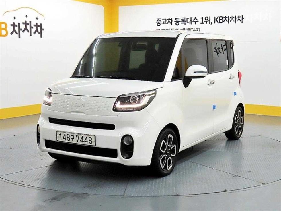 2022 - kia ray