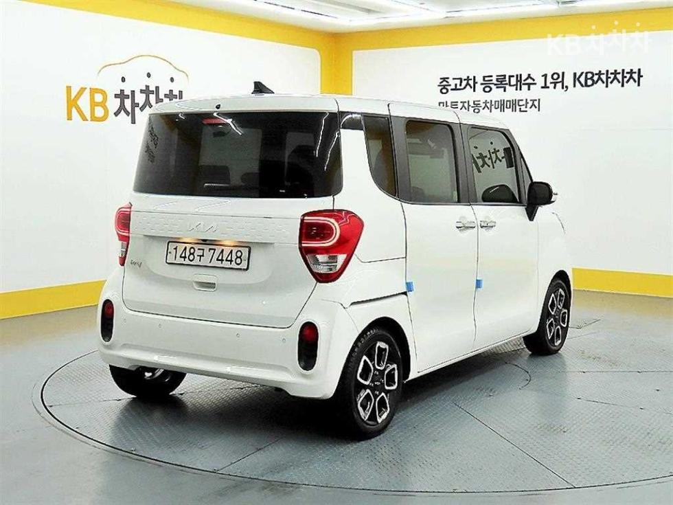 2022 - kia ray