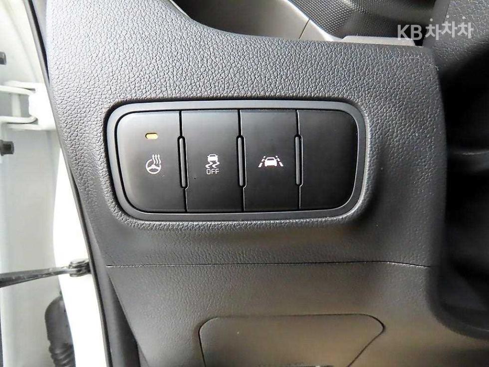 2022 - kia ray