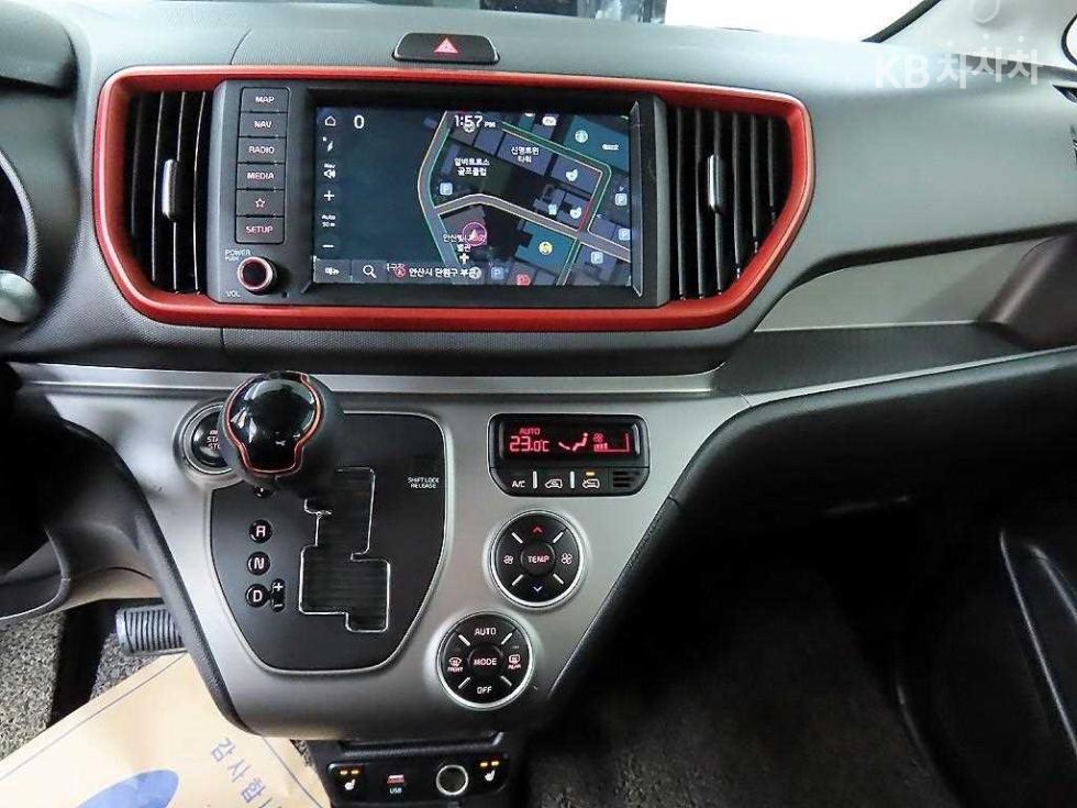 2022 - kia ray
