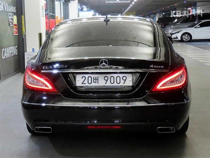 Mercedes-Benz CLS-Class W218 CLS250d 4 Matic W218 6