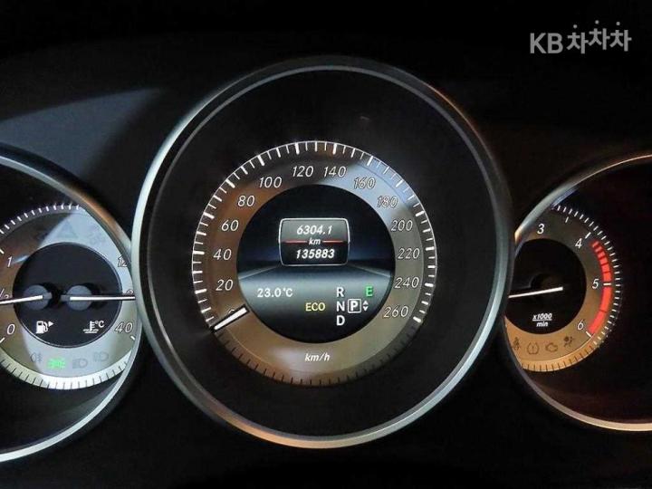 Mercedes-Benz CLS-Class W218 CLS250d 4 Matic W218 10