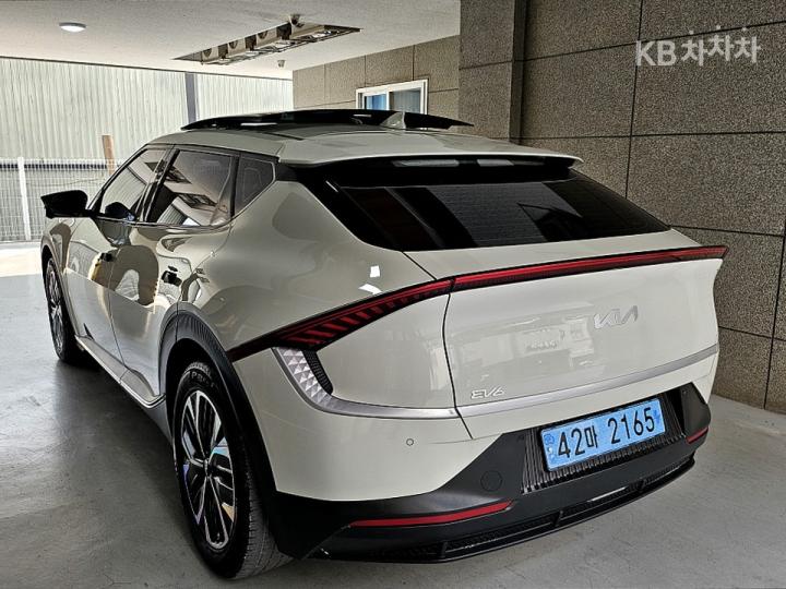 Kia EV6 Long Range 2WD Air 5