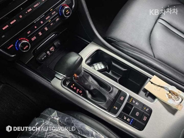 Kia K5 Hybrid 2.0 Noblesse Special 10