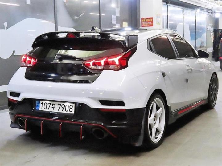 Hyundai Veloster N 2.0 T-GDi 5