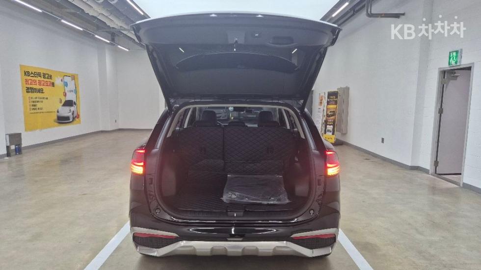 2023 - kia sportage