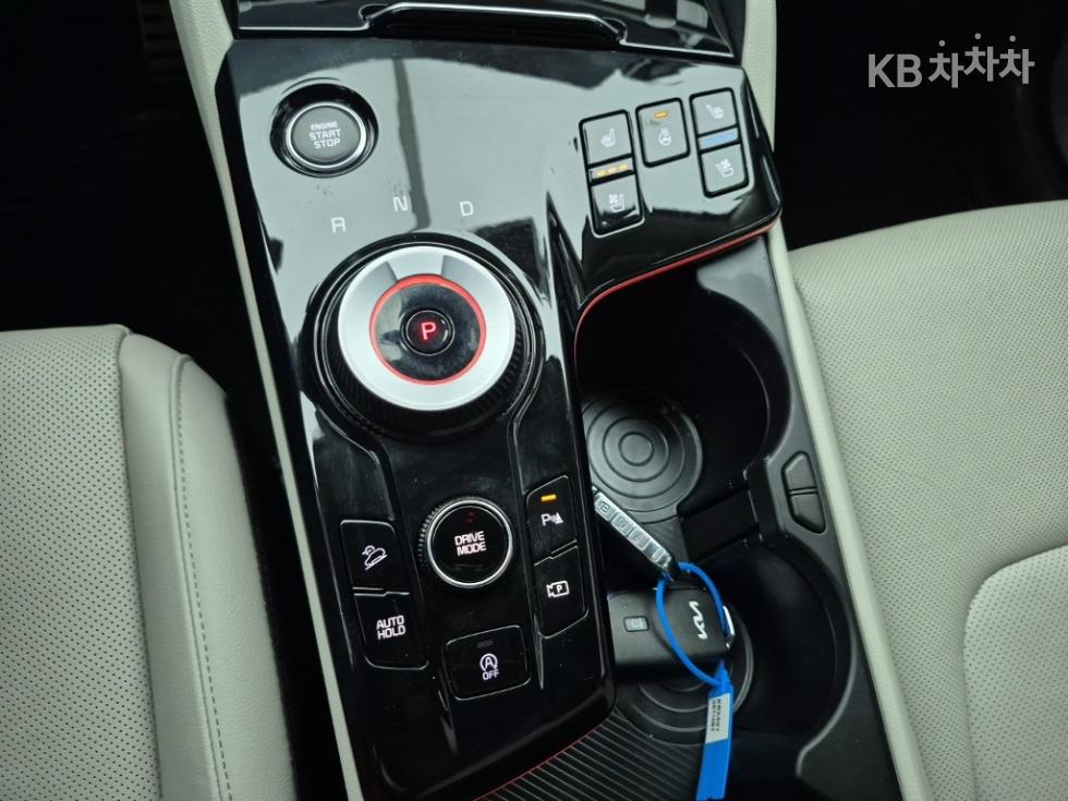 2024 - kia sportage