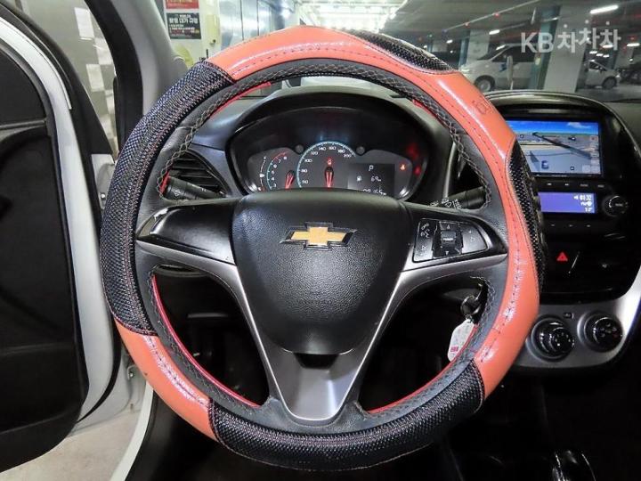 Chevrolet Spark The Next LT Plus 9