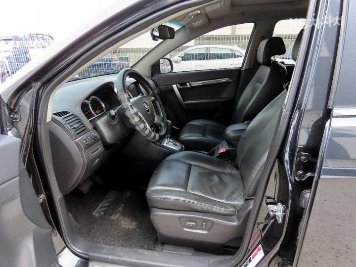 Chevrolet Winstorm 2WD LT Base Type 6