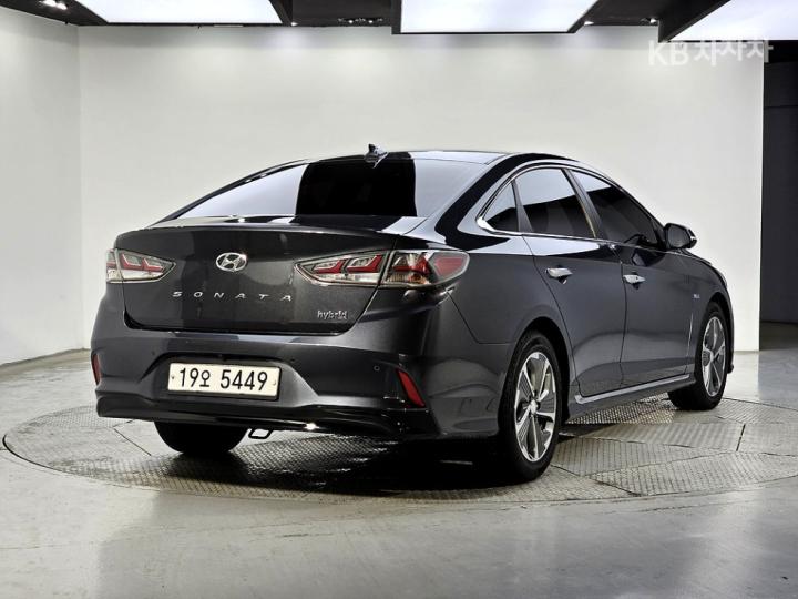 Hyundai Sonata New Rise Hybrid 2.0 HEV Premium Special 5