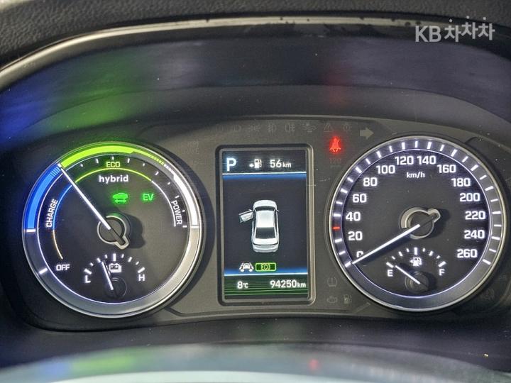 Hyundai Sonata New Rise Hybrid 2.0 HEV Premium Special 8