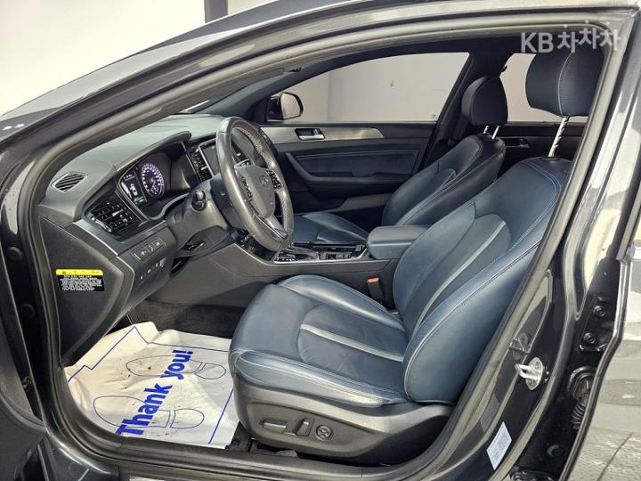 Hyundai Sonata New Rise Hybrid 2.0 HEV Premium Special 9