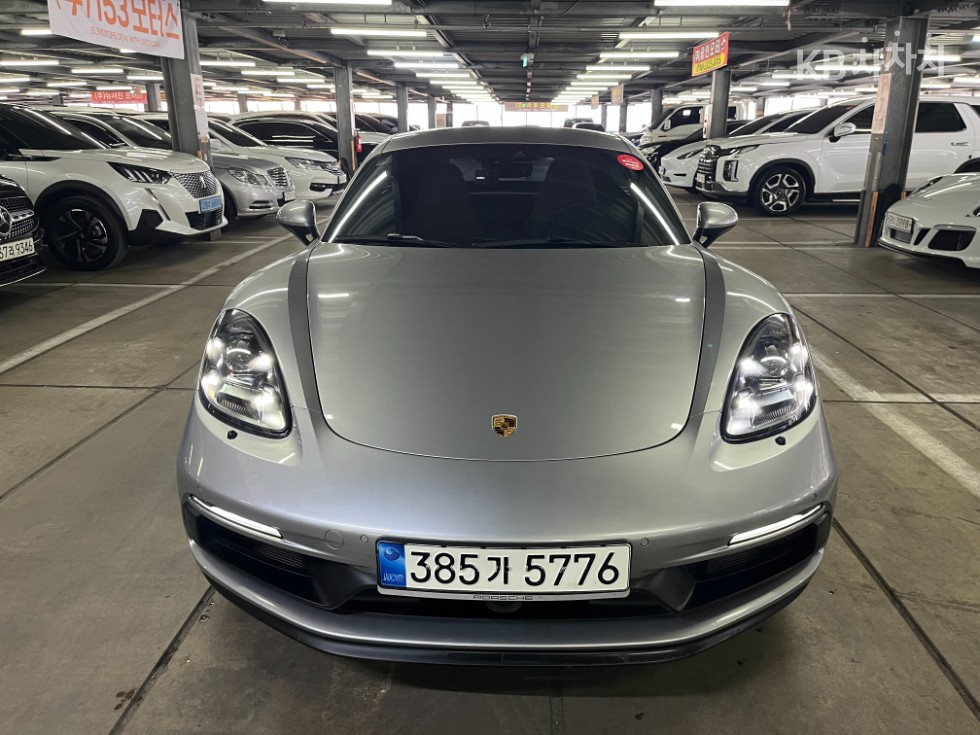 2022 porsche cayman