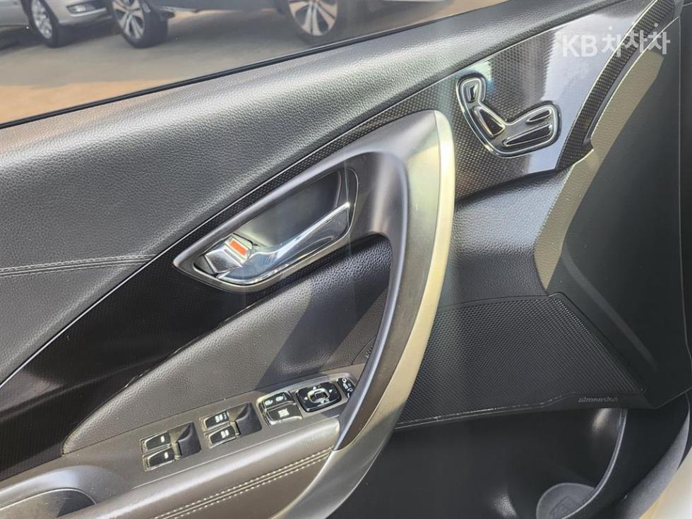 Hyundai Grandeur — miniaturë 14