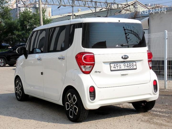 Kia Ray 1.0 Gasoline Luxury 4