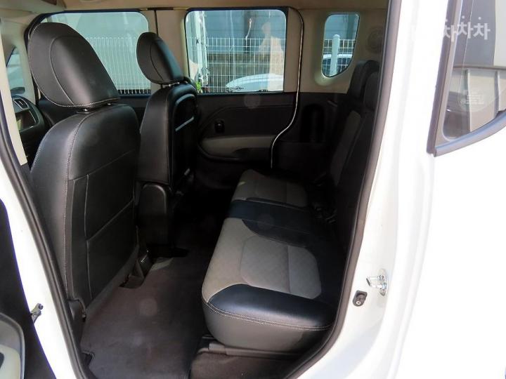 Kia Ray 1.0 Gasoline Luxury 7