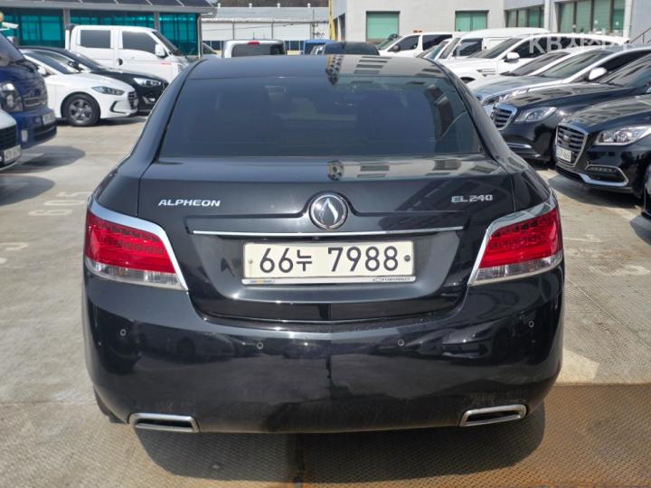 Chevrolet Alpheon EL240 Premium 4