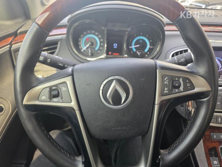 Chevrolet Alpheon EL240 Premium 7