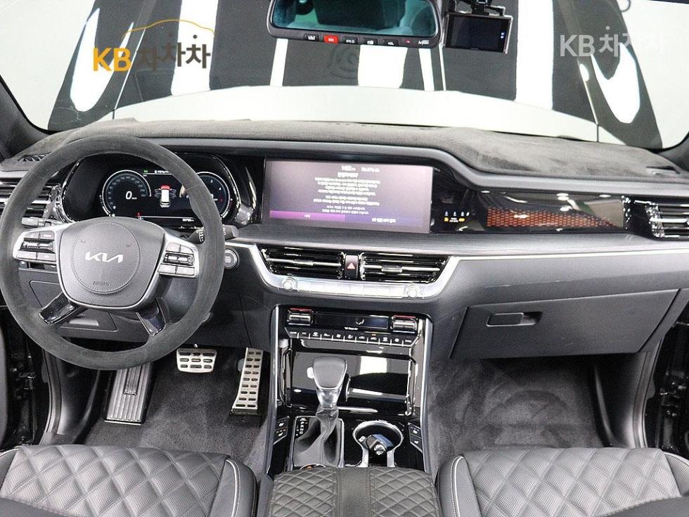 2022 - kia mohave