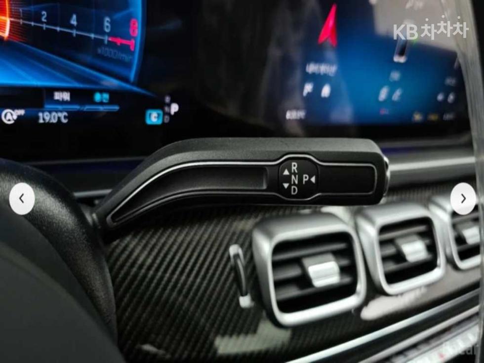 Mercedes-Benz GLE — miniaturë 9