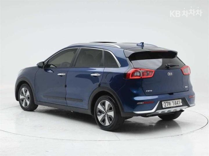 Kia Niro 1.6 Noblesse 5