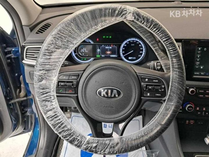 Kia Niro 1.6 Noblesse 8