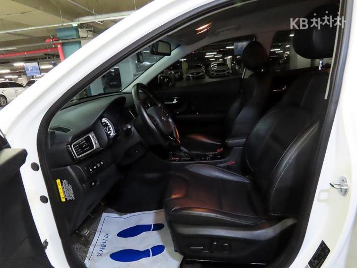 Kia Niro 1.6 Noblesse 7