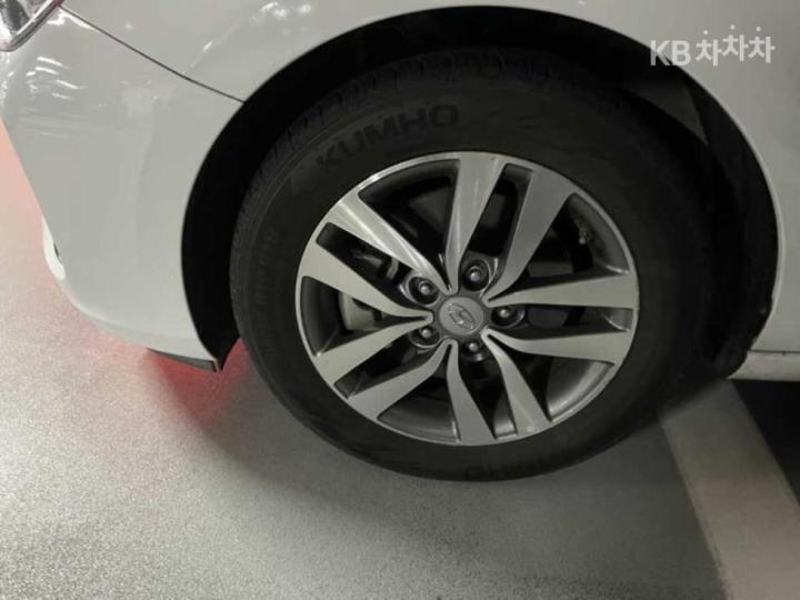 Hyundai i30 PD 1.4 Turbo Style 9