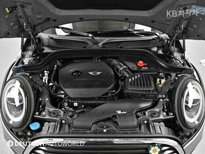 Mini Cooper 5 Duo 1.5 High Trim 7