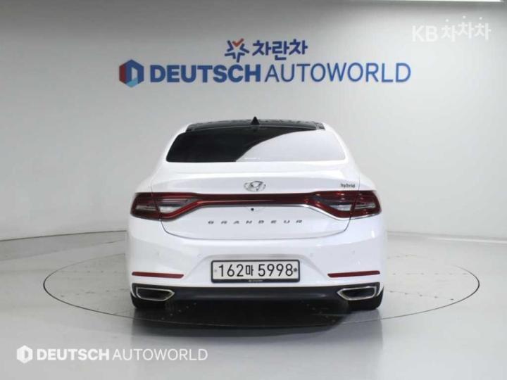 Hyundai Grandeur IG Hybrid Exclusive Special 5