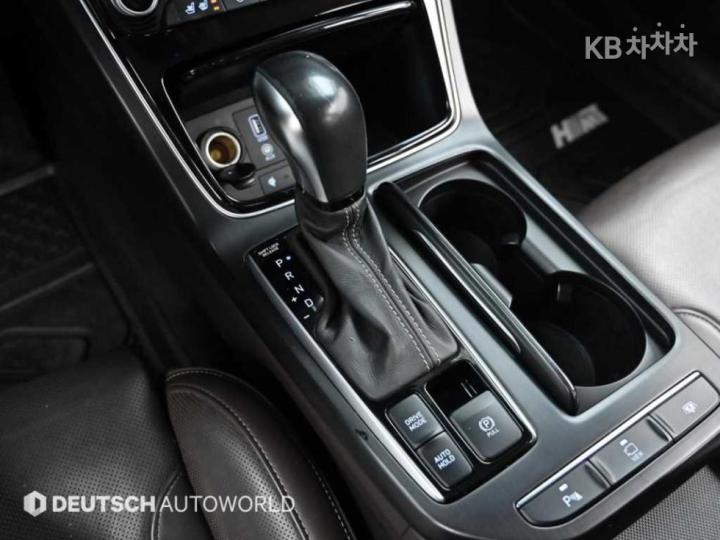 Hyundai Grandeur IG Hybrid Exclusive Special 10