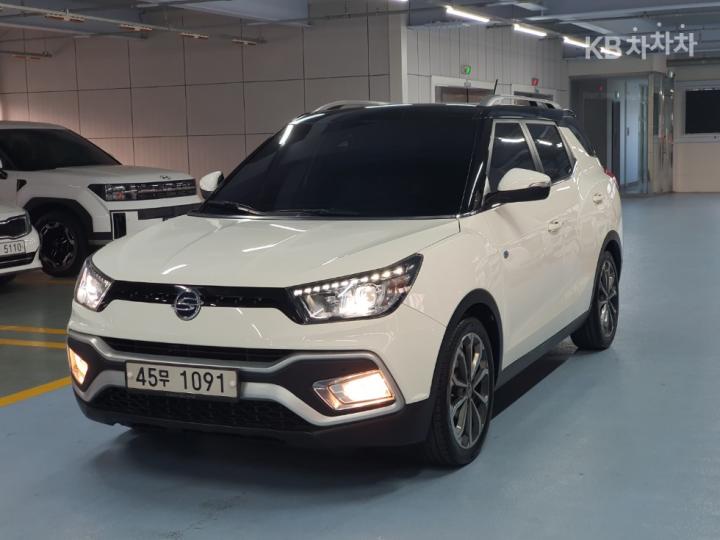 KG Mobility (Ssangyong) Tivoli Air 4WD RX 4