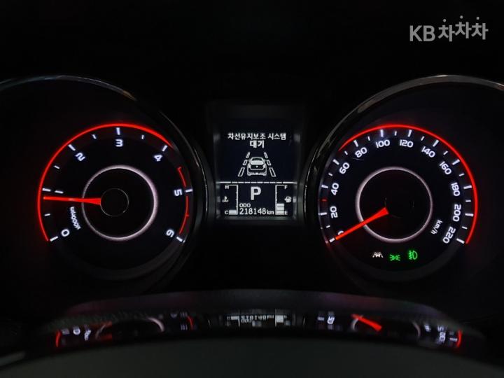 KG Mobility (Ssangyong) Tivoli Air 4WD RX 9