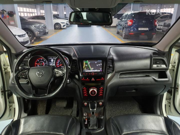 KG Mobility (Ssangyong) Tivoli Air 4WD RX 10