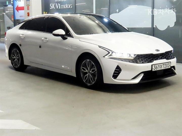 Kia K5 Hybrid 2.0 HEV Signature