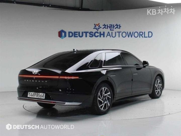 Hyundai Grandeur The Hybrid 1.6 Turbo Gasoline Premium 3