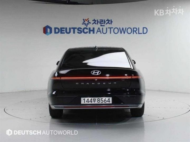 Hyundai Grandeur The Hybrid 1.6 Turbo Gasoline Premium 5