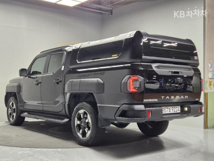 Kia Tasman G2.5 T-GDI 4WD Extreme 6