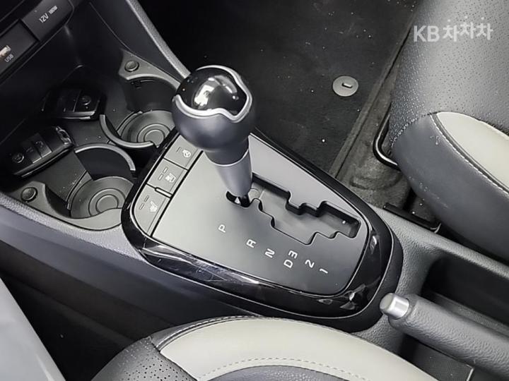 Kia Morning Urban JA 1.0 Gasoline Signature 9